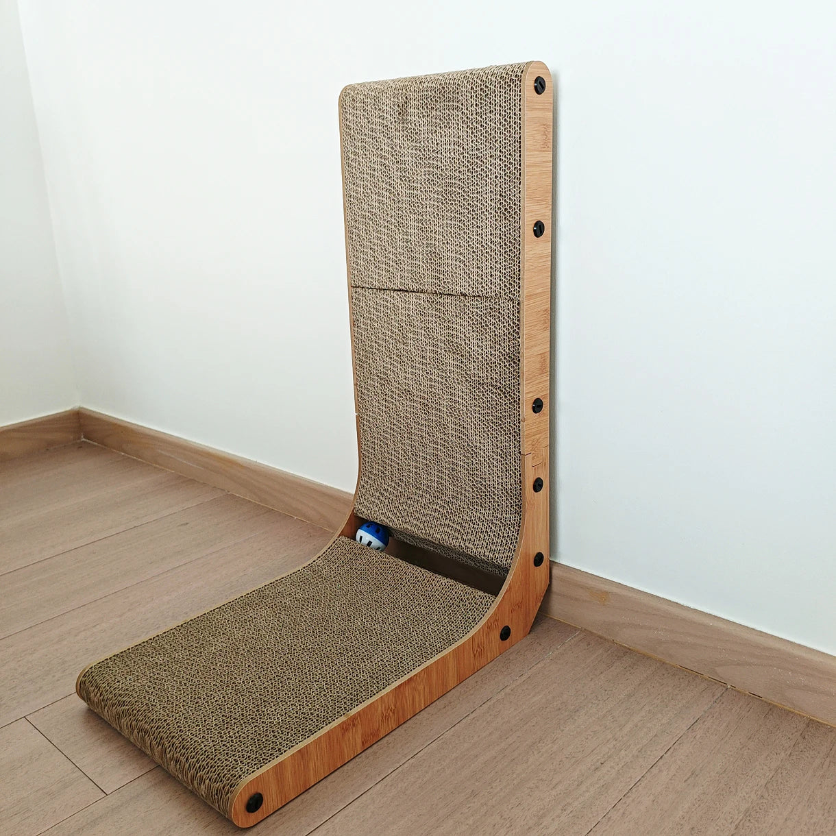 Luxurious Large MDF Ball Cat Scratcher Bed Eco-Friendly Modern Classic Cartoon Lifelike Simple Style Comes in Carton - Image 5